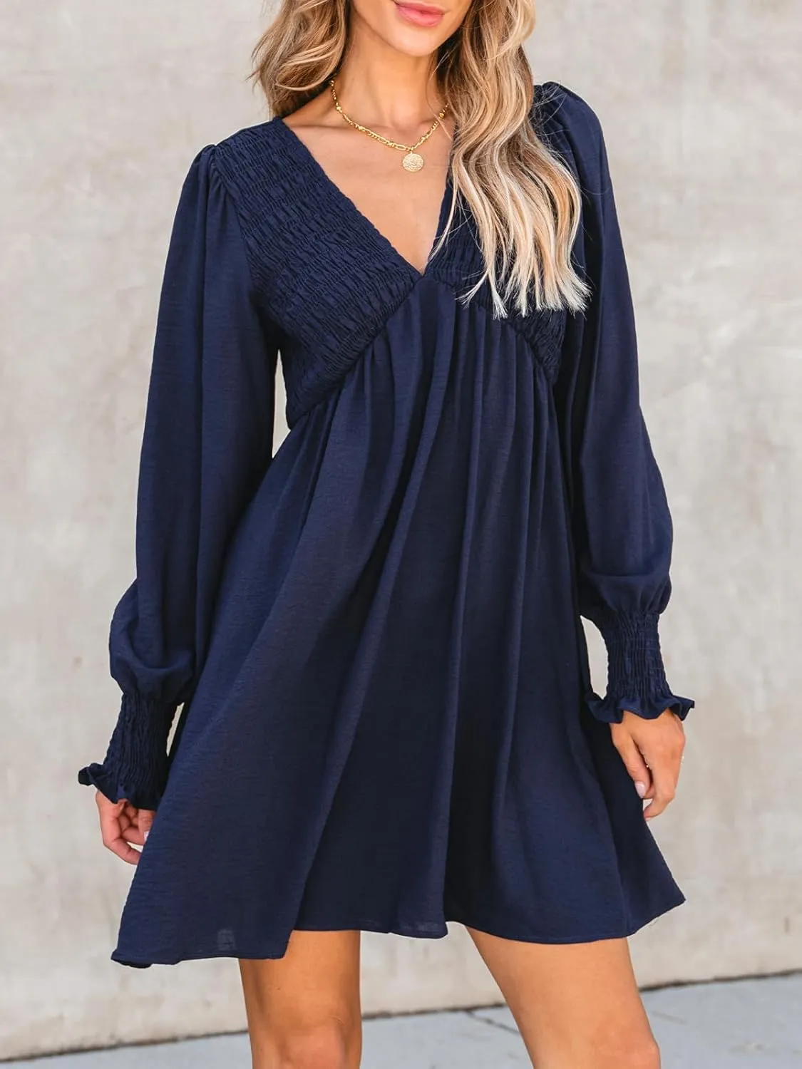 CUPSHE Women's Mini Dress Smocked V Neck Long Sleeve Empire Waist Casual A Line Dress