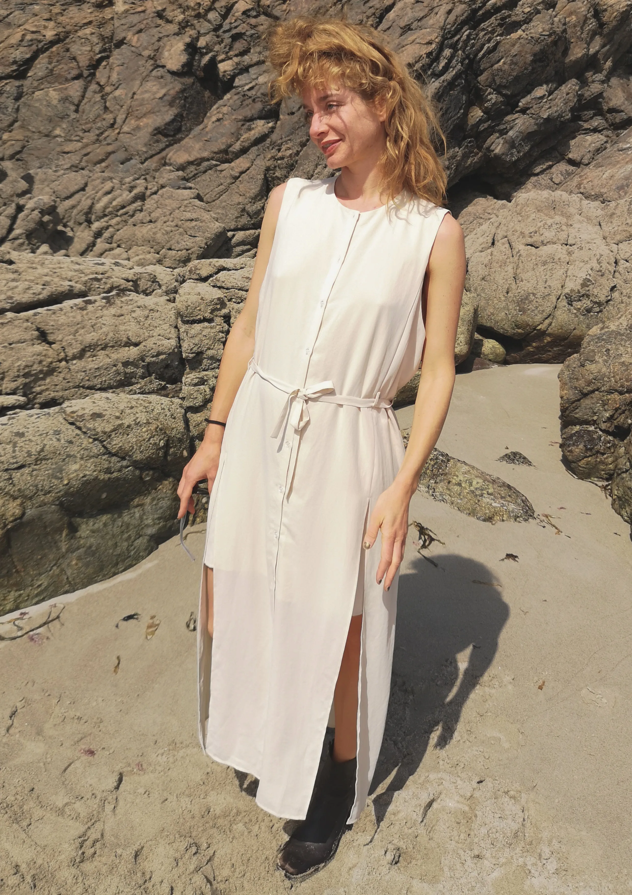 DRESS LONG SLEEVELESS - creme
