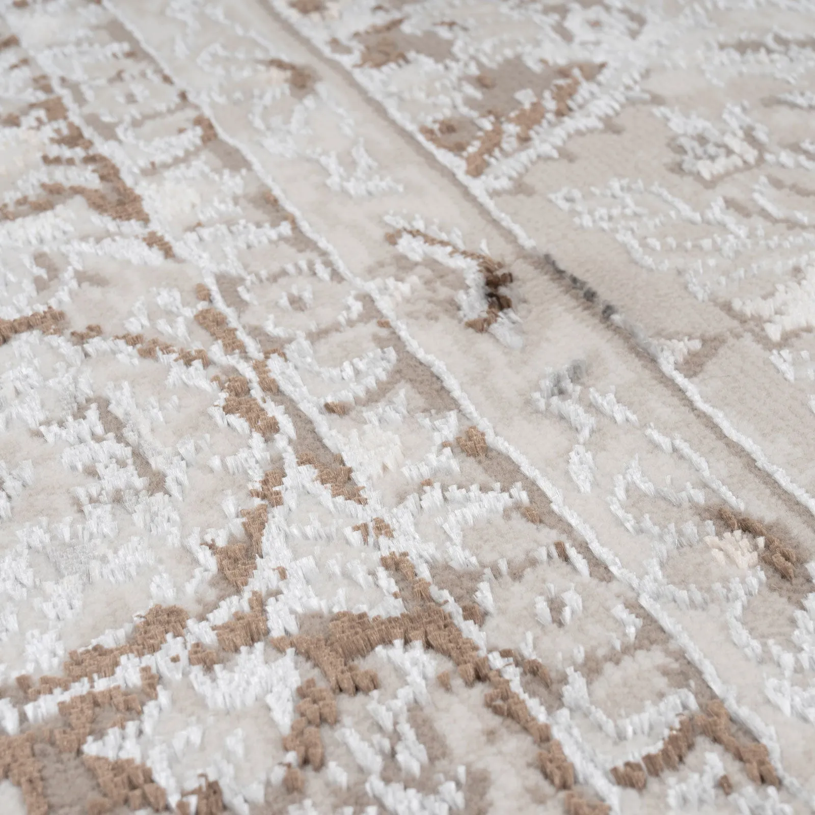 Elegant Tapestry Runner Rug - Ishana