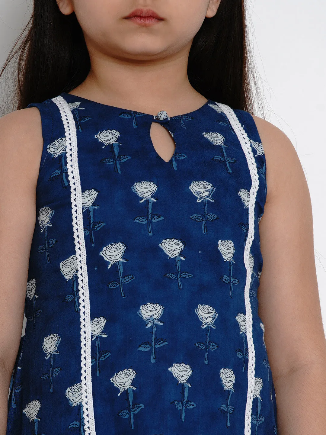 Jashvi Girls Navy Blue Printed Kurta With Palazzos