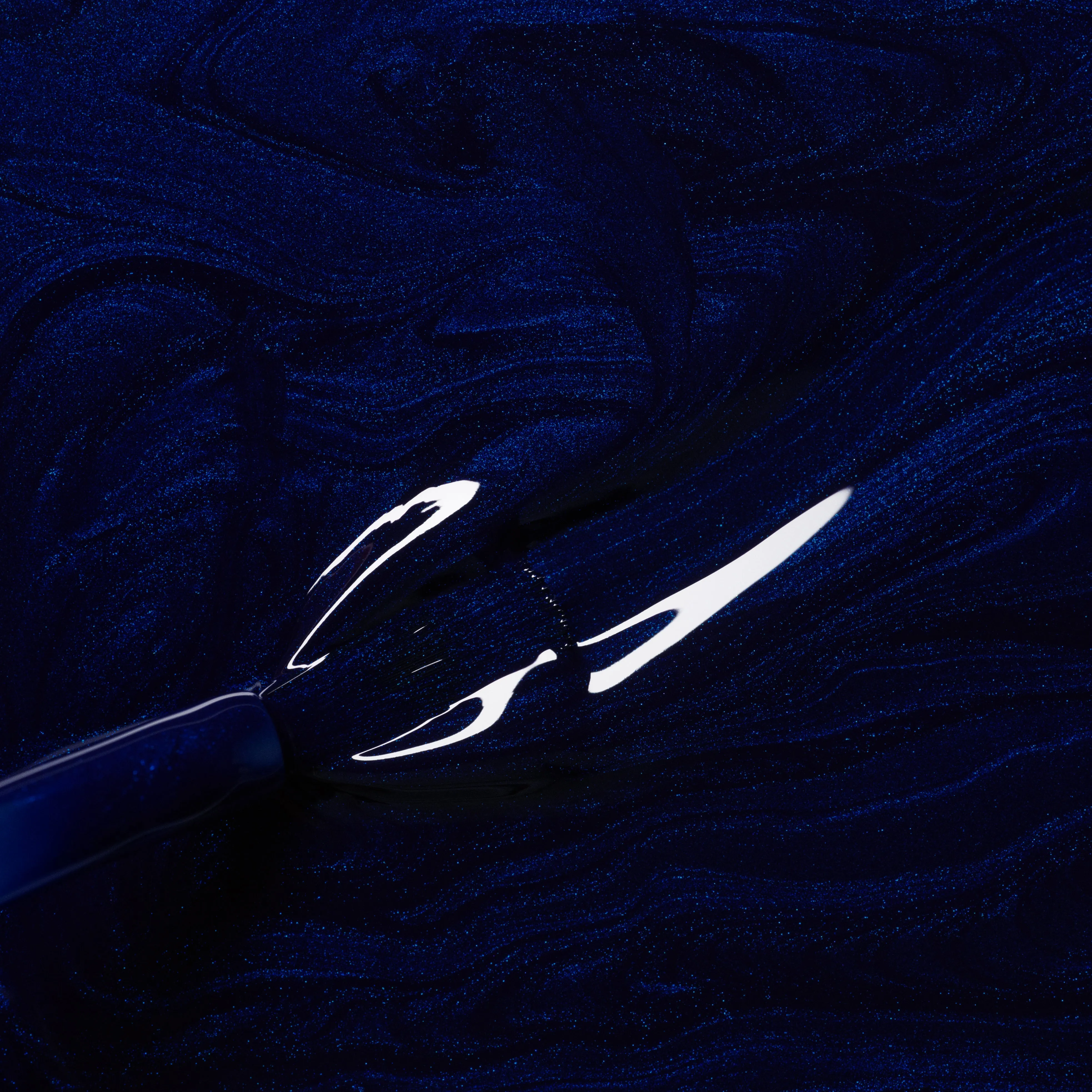 MANUCURIST - Green Flash™ LED Nail Polish - Dark Night