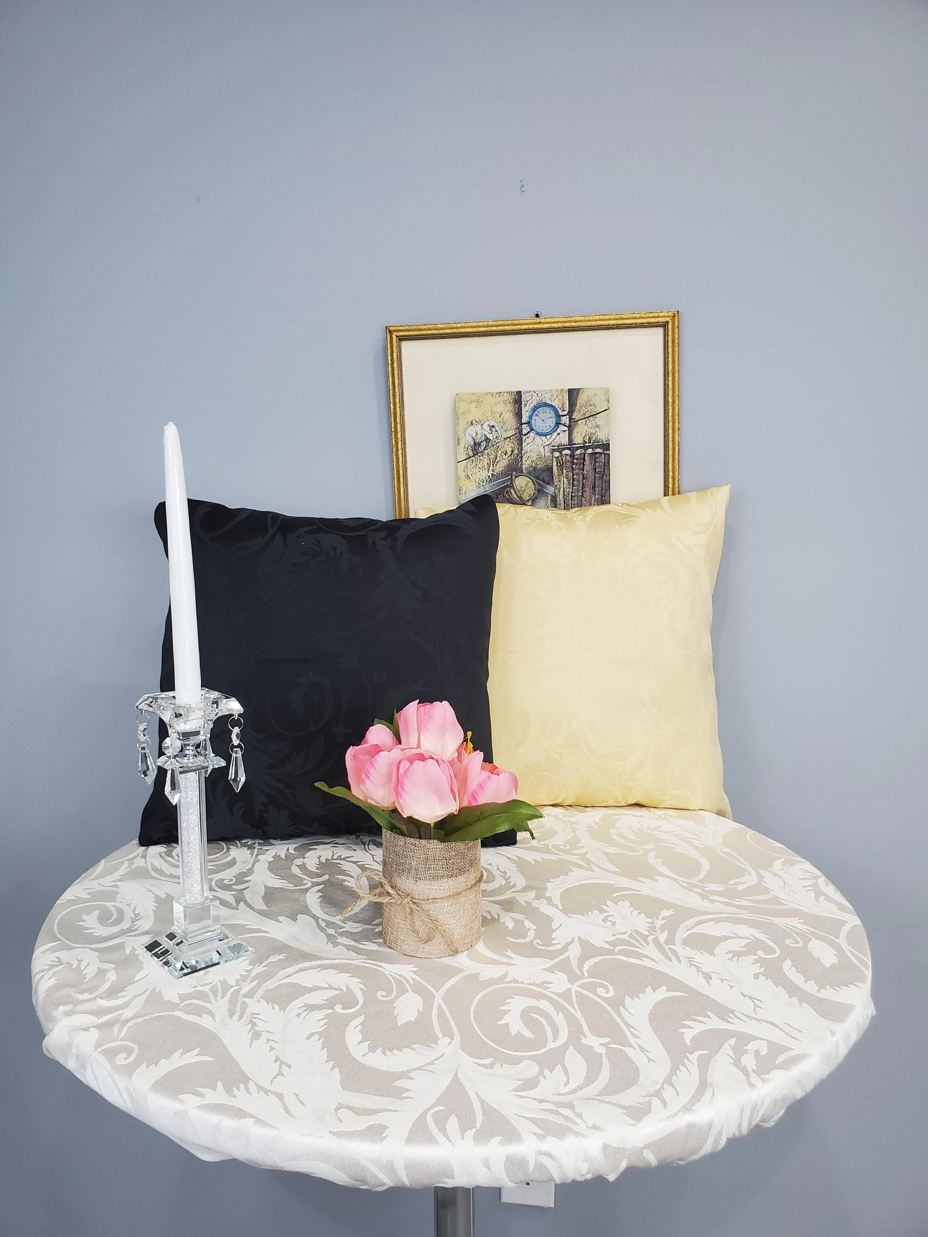 Round Melrose Damask Table Topper With Elastic
