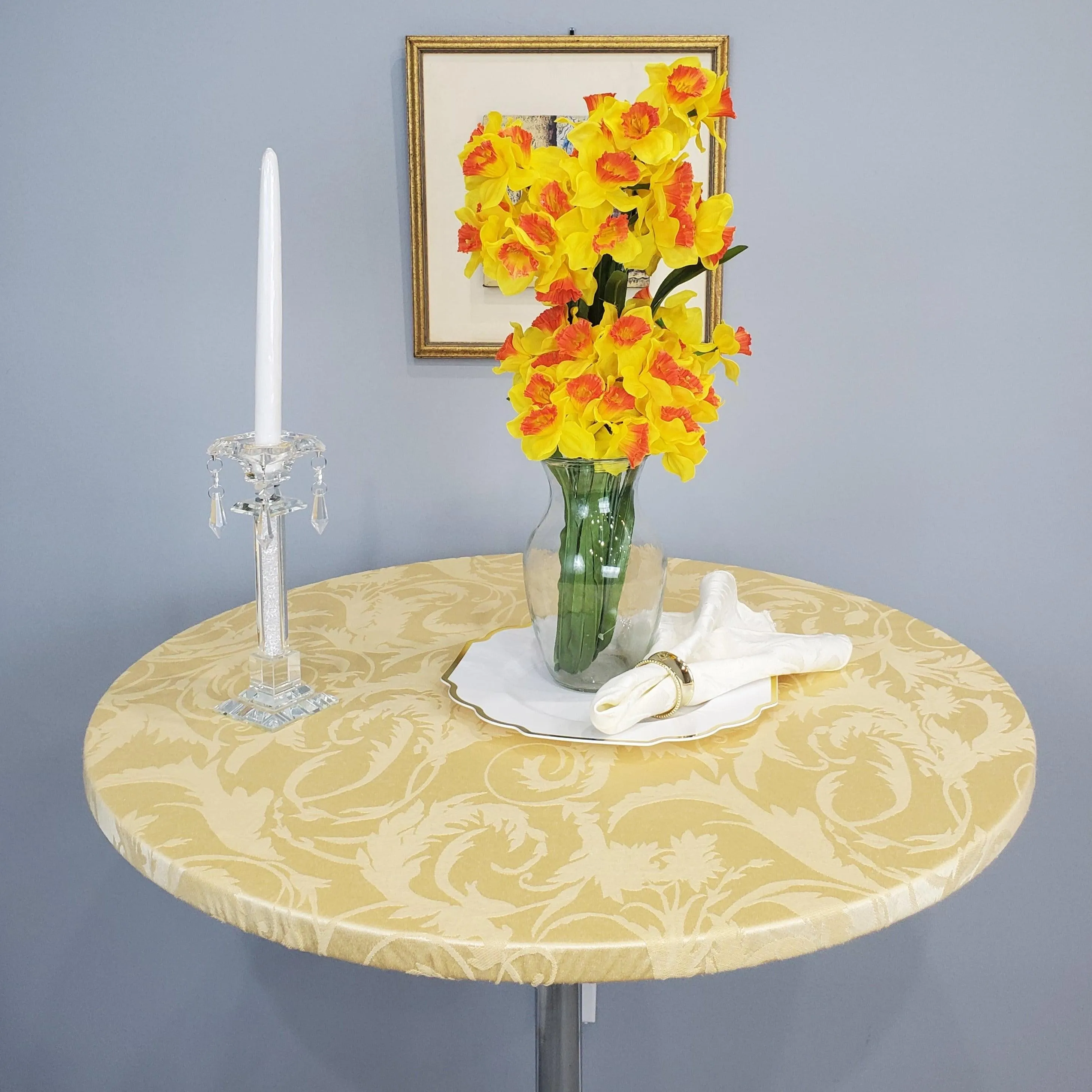 Round Melrose Damask Table Topper With Elastic