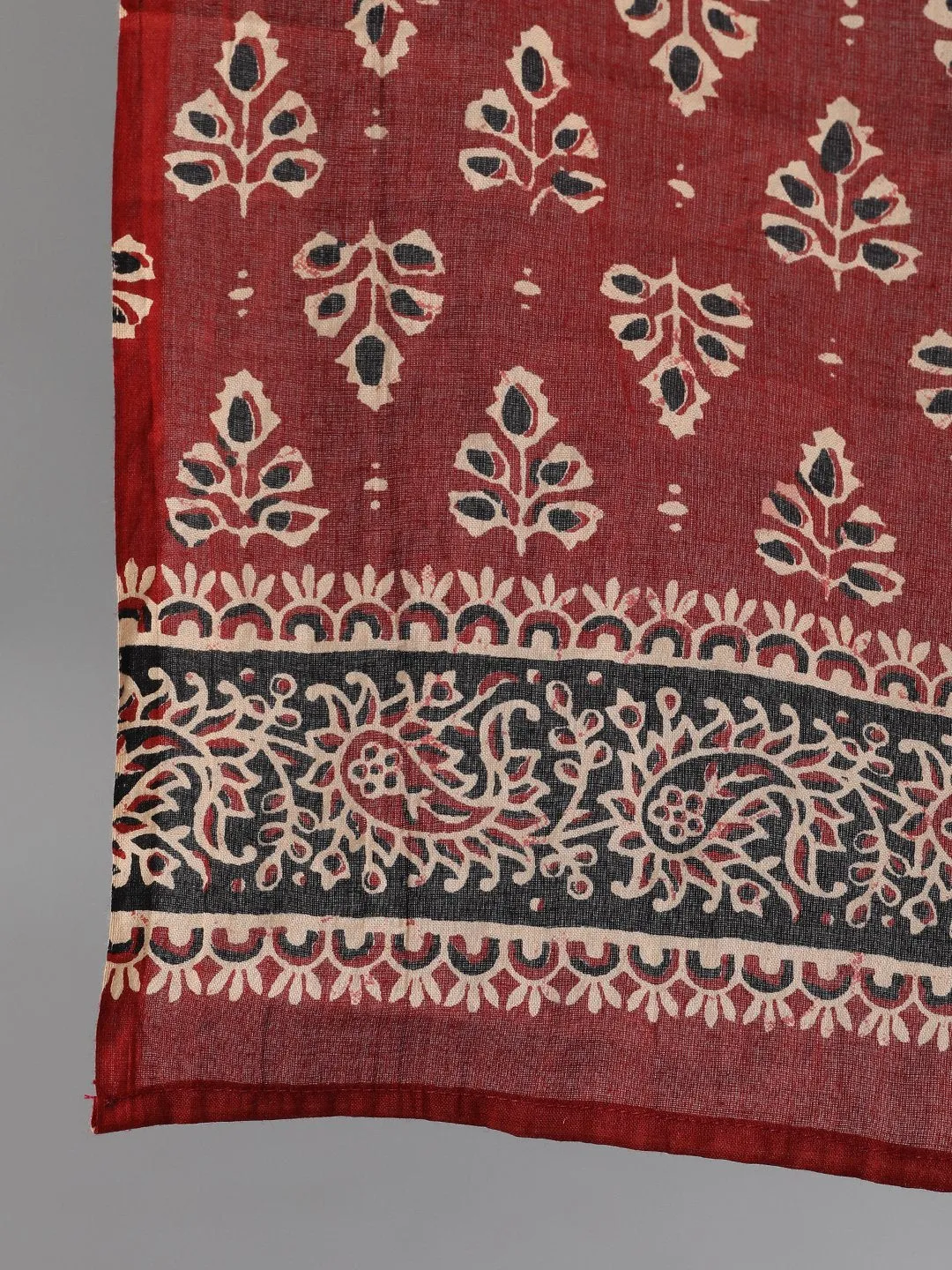 Women Maroon And Black Three-Quarter Sleeves Printed Kurta-Palazzo With Pockets Dupatta And Fask Mask