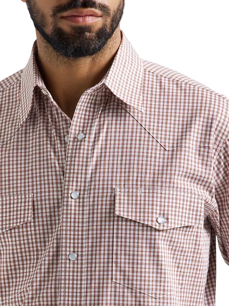 Wrangler Men's Wrinkle Resist Snap Front Shirt