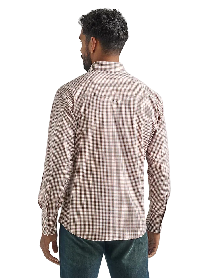 Wrangler Men's Wrinkle Resist Snap Front Shirt