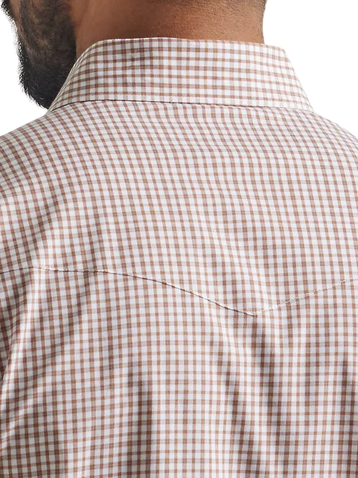 Wrangler Men's Wrinkle Resist Snap Front Shirt